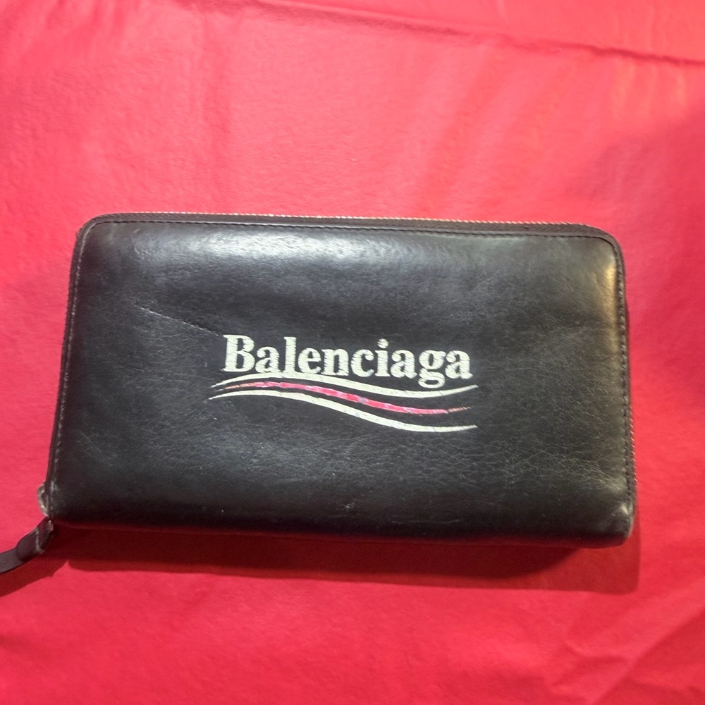 iBalenciaga Campaign Logo Wallet, specifically a long zip-around style.